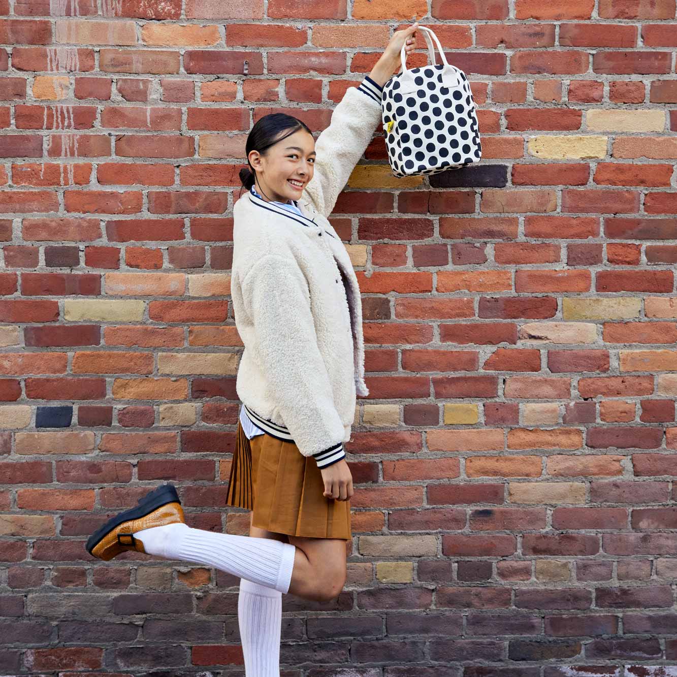 Fluf - Zipper Lunch Bag - Dot Black + White