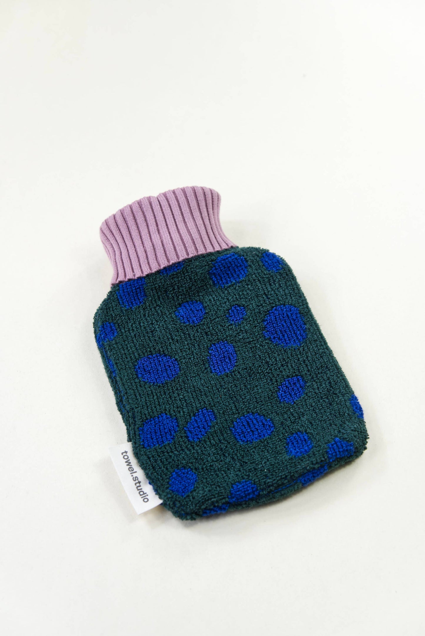 Pebbles Hot Water Bottle | Grapevine | Small – 0,8 l