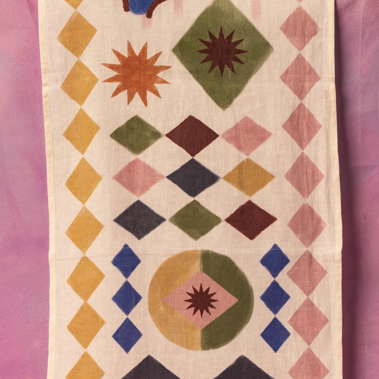 MÆGEN ‘Good’ Table Runner