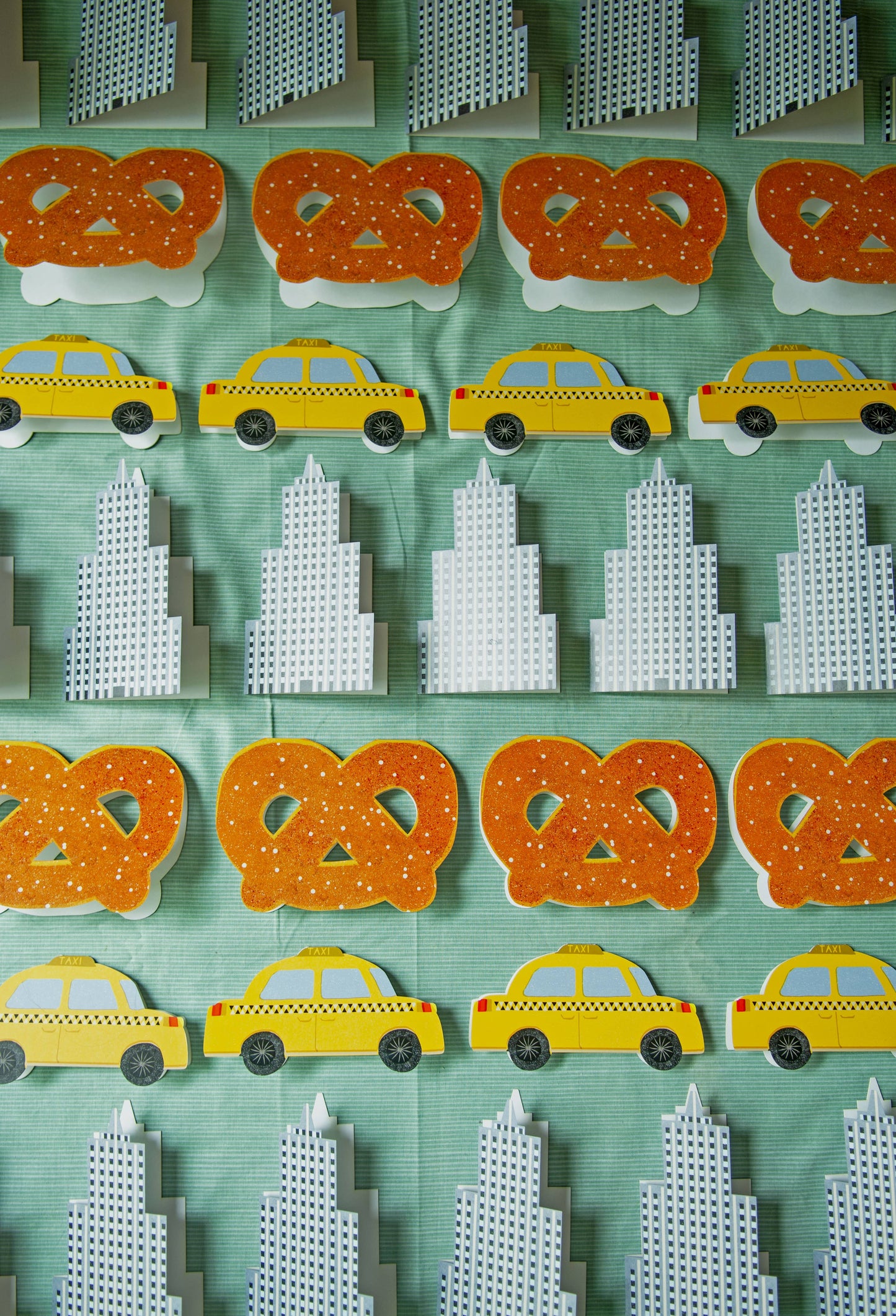 Pretzel Card - NYC Collection Die Cut
