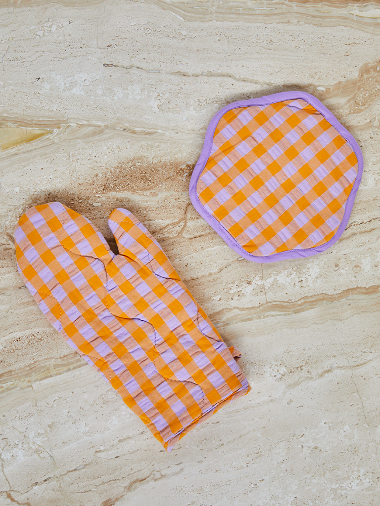 Kumquat Bloom Seersucker Oven Mitt - Mosey Me