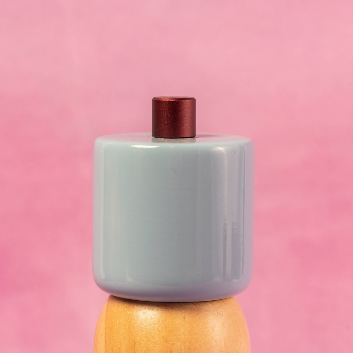 MÆGEN - Salt & Pepper Grinder - Light Blue & Burgundy