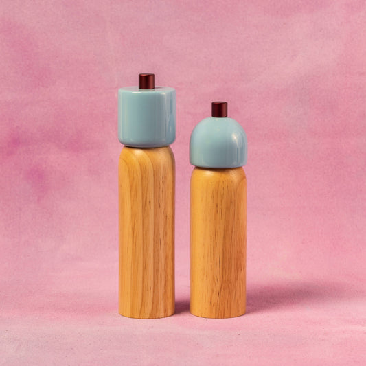 MÆGEN - Salt & Pepper Grinder - Light Blue & Burgundy