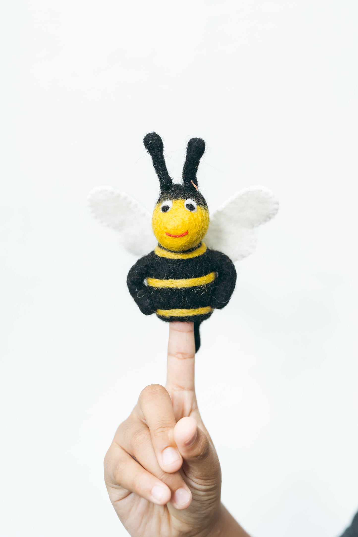 Silk Road Bazaar - Bumblebee Finger Puppet